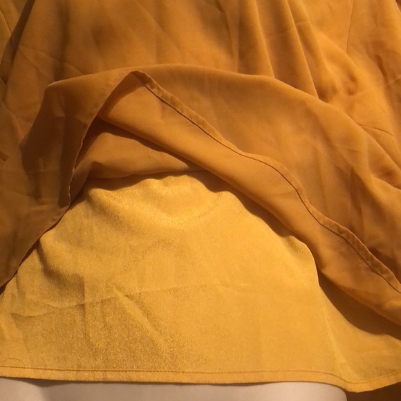 Woman’s Vivid long sleeve blouse with pearl key hole bell sleeves - Picture 12 of 13